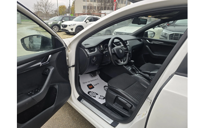 Skoda Octavia 2.0TDI 184к.с VRS - автомобили, коли, обяви за нови и употребявани 9
