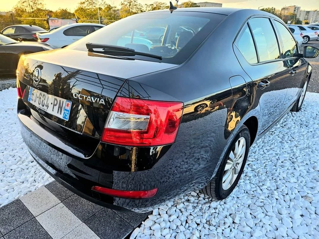 Skoda Octavia 2.0 TDI ТОП! АВТОМАТ НАВИГАЦИЯ ЛИЗИНГ 100% - автомобили, коли, обяви за нови и употребявани 3
