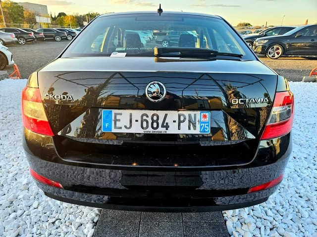 Skoda Octavia 2.0 TDI ТОП! АВТОМАТ НАВИГАЦИЯ ЛИЗИНГ 100% - автомобили, коли, обяви за нови и употребявани 4