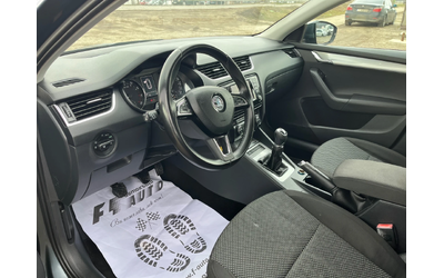 Skoda Octavia 1.4I-FEIS-NAVI-ITALIA - автомобили, коли, обяви за нови и употребявани 13
