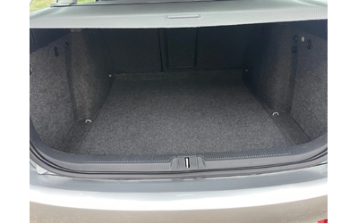 Skoda Octavia 1.6TDI-105-NAVI-ITALIA - автомобили, коли, обяви за нови и употребявани 11