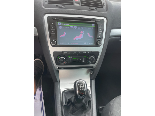 Skoda Octavia 2.0TDI-SCOUT-4x4-NAVI-ITALIA - автомобили, коли, обяви за нови и употребявани 13