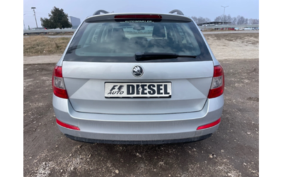 Skoda Octavia 1.6TDI-AVTOMAT - автомобили, коли, обяви за нови и употребявани 9