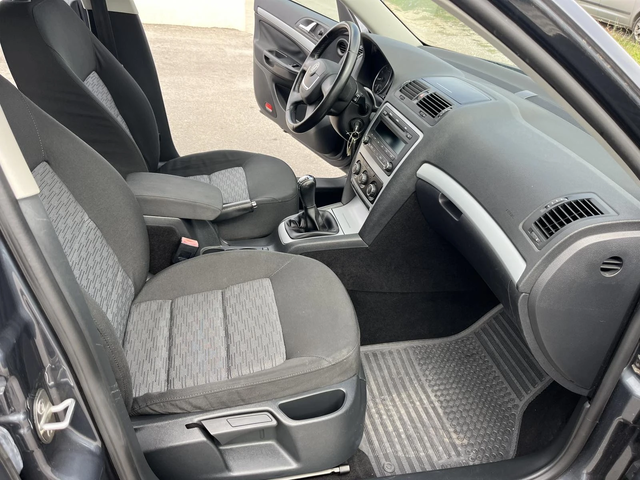 Skoda Octavia 1.8TURBO 160кс 6 СКОРОСТИ EURO 5A ВНОС ИТАЛИЯ - автомобили, коли, обяви за нови и употребявани 9