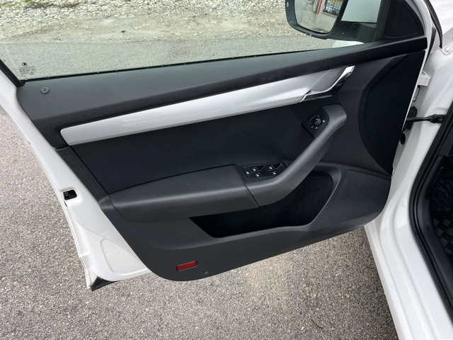 Skoda Octavia 1.6TDI 110кс. EURO 6B КЛИМАТРОНИК АВТОПИЛОT ИТАЛИЯ - автомобили, коли, обяви за нови и употребявани 6