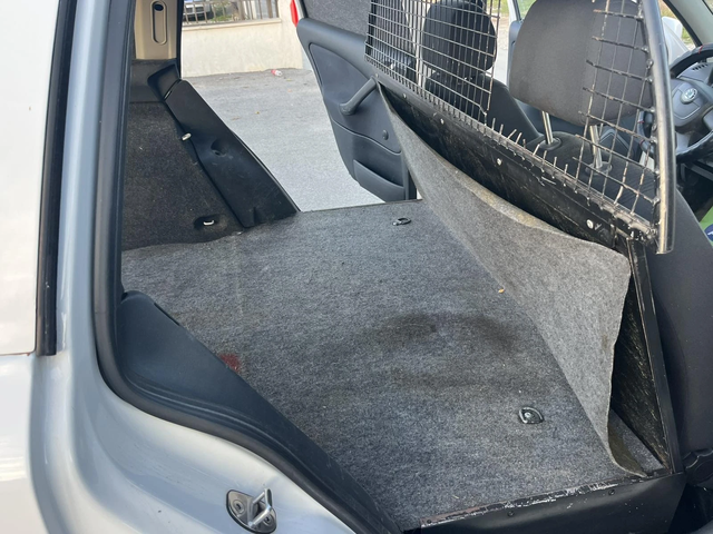 Skoda Octavia 1.9TDI 101кс EURO 4 КЛИМАТРОНИК N1 - автомобили, коли, обяви за нови и употребявани 9