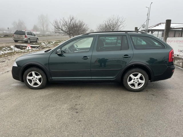 Skoda Octavia SCOUT 2.0TDI 140кс 4Х4 6 СКОРОСТИ КЛИМАТРОНИК - автомобили, коли, обяви за нови и употребявани 5