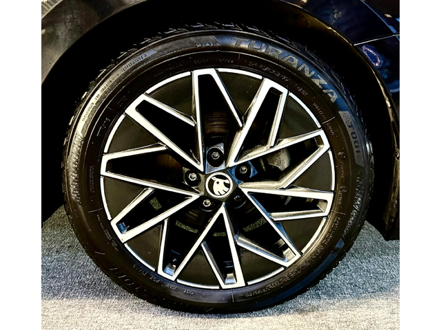 Skoda Octavia RS Sportline* DSG* TDI* Подгрев* Лизинг - автомобили, коли, обяви за нови и употребявани 14