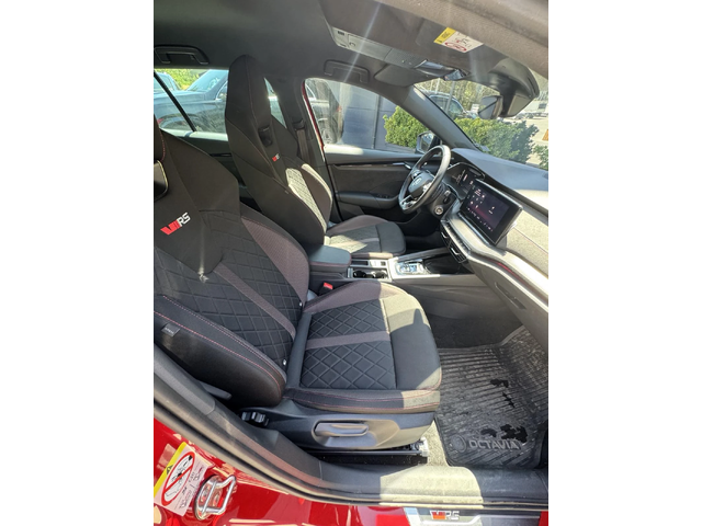 Skoda Octavia RS - автомобили, коли, обяви за нови и употребявани 10