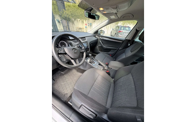 Skoda Octavia - автомобили, коли, обяви за нови и употребявани 8