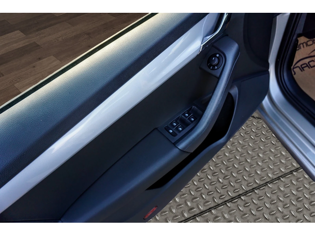 Skoda Octavia 1.6TDI - автомобили, коли, обяви за нови и употребявани 5