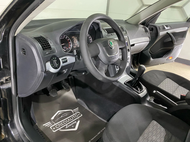Skoda Octavia 1.6 TDI 4x4 - автомобили, коли, обяви за нови и употребявани 6