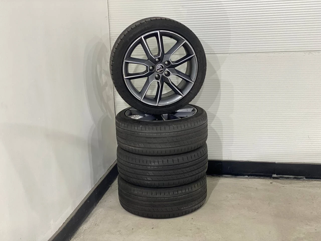 Skoda Octavia 2.0TDI VRS 184кс. DSG* NAVI* - автомобили, коли, обяви за нови и употребявани 11