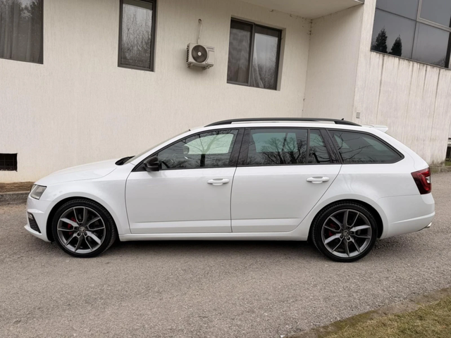 Skoda Octavia VRS / 4X4 / ПОДГРЕВ / КАМЕРА - автомобили, коли, обяви за нови и употребявани 3