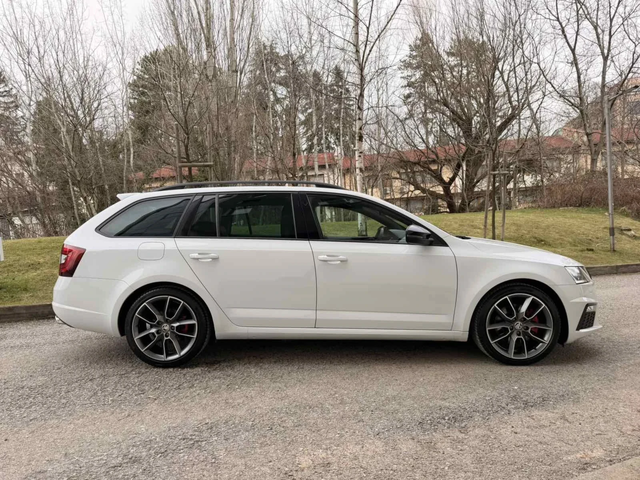 Skoda Octavia VRS / 4X4 / ПОДГРЕВ / КАМЕРА - автомобили, коли, обяви за нови и употребявани 7