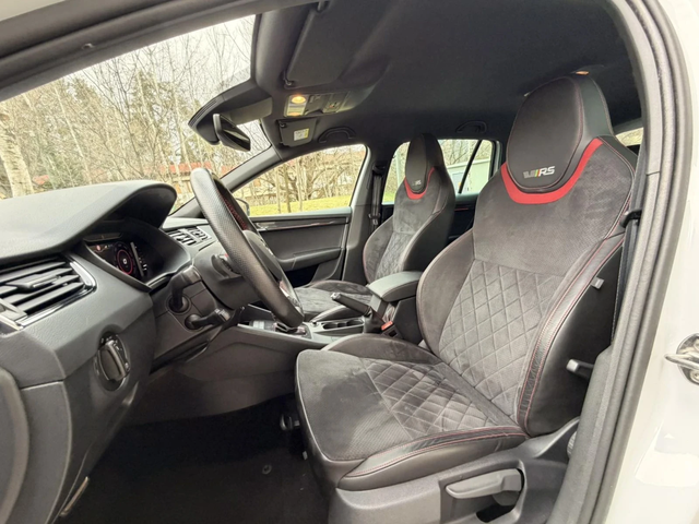 Skoda Octavia VRS / 4X4 / ПОДГРЕВ / КАМЕРА - автомобили, коли, обяви за нови и употребявани 9
