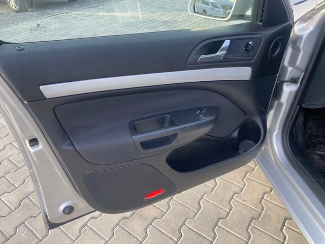 Skoda Octavia 1.9tdi - автомобили, коли, обяви за нови и употребявани 8