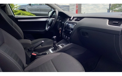 Skoda Octavia 1.5 TSi ACT - автомобили, коли, обяви за нови и употребявани 14