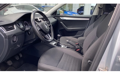 Skoda Octavia 1.5 TSi ACT - автомобили, коли, обяви за нови и употребявани 9