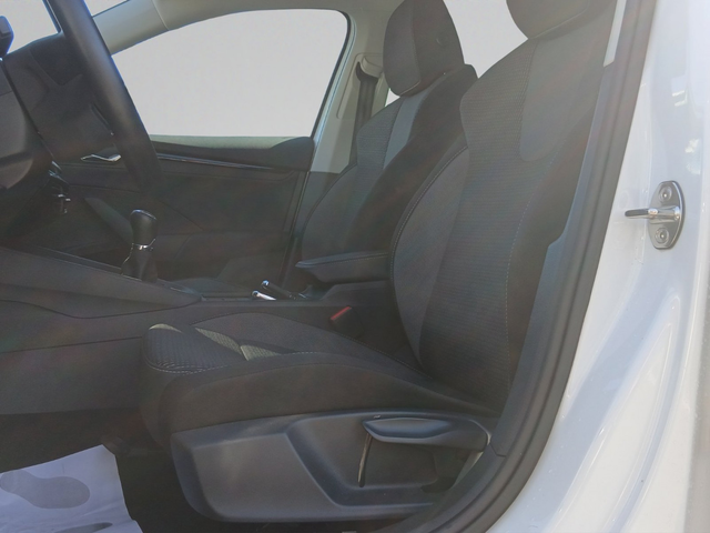 Skoda OCTAVIA Ambition - автомобили, коли, обяви за нови и употребявани 10