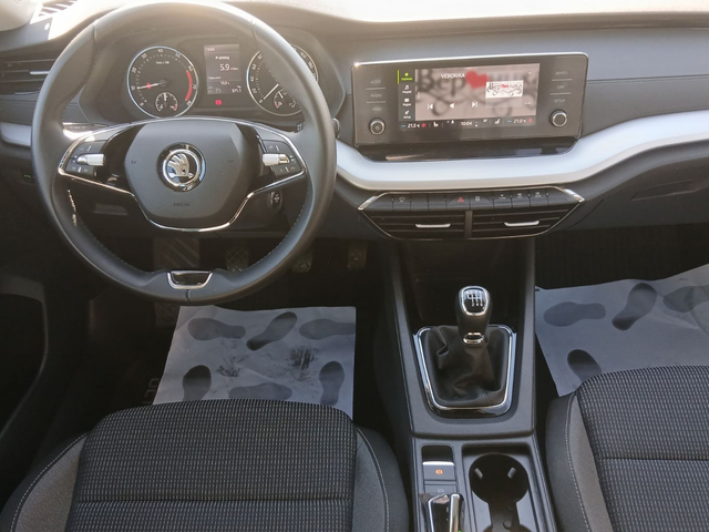 Skoda OCTAVIA Ambition - автомобили, коли, обяви за нови и употребявани 11