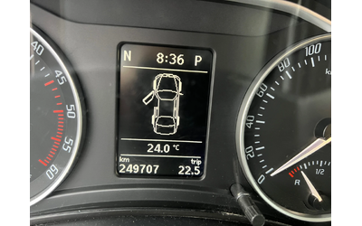 Skoda Octavia Automatik 2.0TDI 140 к.с. - автомобили, коли, обяви за нови и употребявани 10
