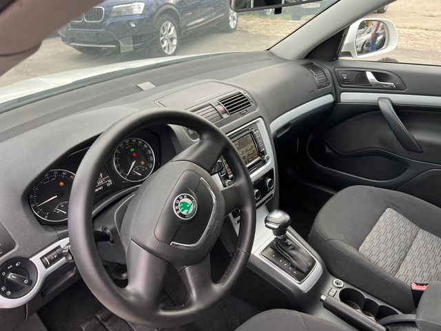 Skoda Octavia Automatik 2.0TDI 140 к.с. - автомобили, коли, обяви за нови и употребявани 7