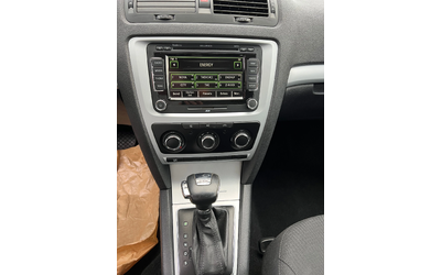 Skoda Octavia Automatik 2.0TDI 140 к.с. - автомобили, коли, обяви за нови и употребявани 9
