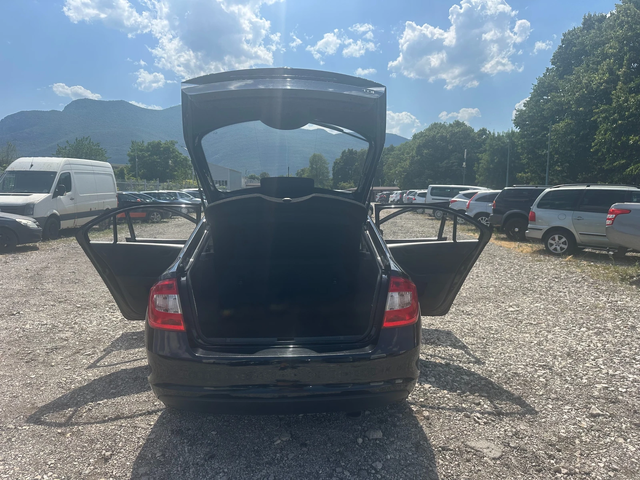 Skoda Rapid 1.6TDI 105kc EVRO5 - автомобили, коли, обяви за нови и употребявани 15