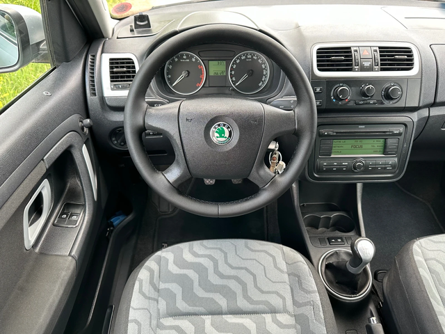 Skoda Roomster 1.2 БЕНЗИН-ГАЗ - автомобили, коли, обяви за нови и употребявани 10