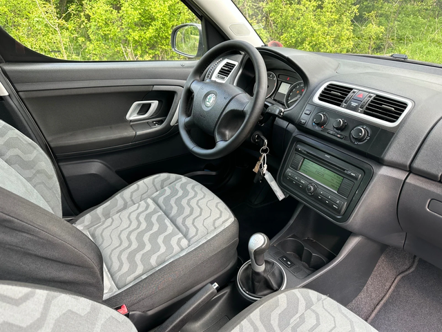 Skoda Roomster 1.2 БЕНЗИН-ГАЗ - автомобили, коли, обяви за нови и употребявани 8