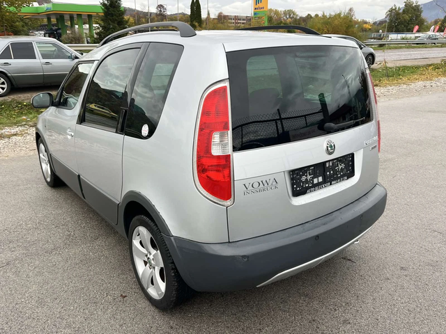 Skoda Roomster SСOUT 1.4I 86кс EURO 4 КЛИМАТРОНИК - автомобили, коли, обяви за нови и употребявани 4