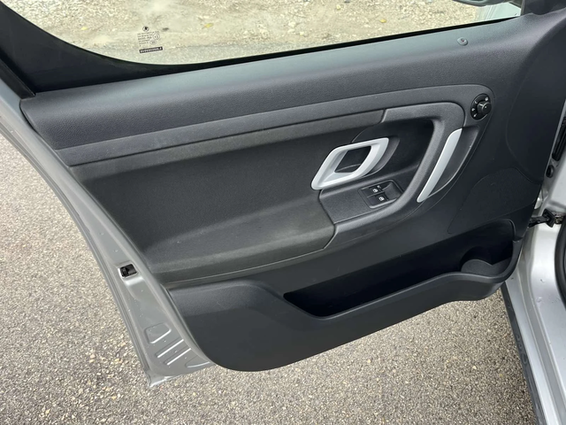 Skoda Roomster SСOUT 1.4I 86кс EURO 4 КЛИМАТРОНИК - автомобили, коли, обяви за нови и употребявани 6