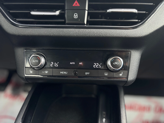 Skoda Scala 1.0 - автомобили, коли, обяви за нови и употребявани 9