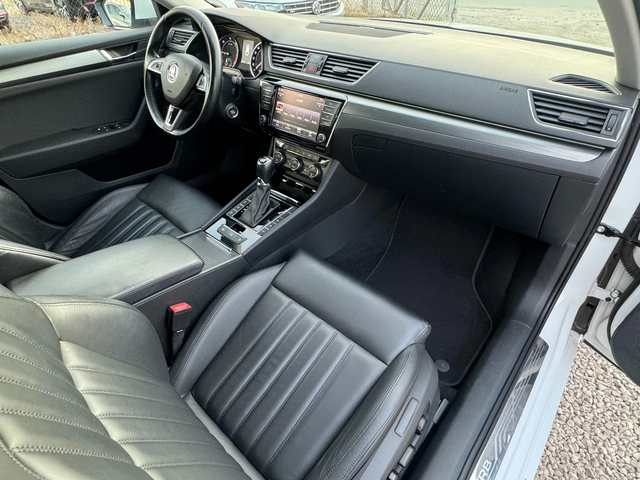 Skoda Superb 2.0TDI ! 4x4 ! SWISS ! - автомобили, коли, обяви за нови и употребявани 10