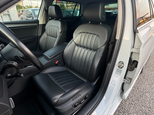 Skoda Superb 2.0TDI ! 4x4 ! SWISS ! - автомобили, коли, обяви за нови и употребявани 6