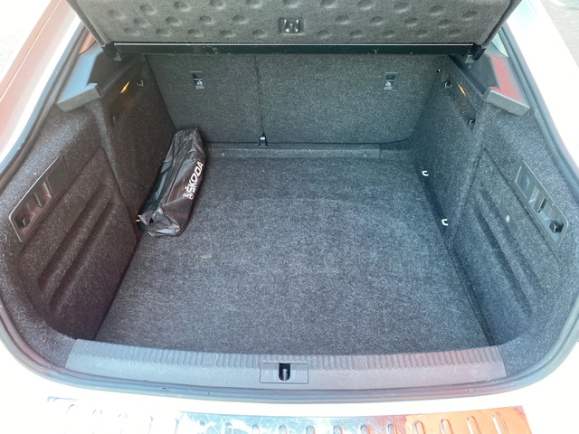 Skoda Superb KATO HOBA - автомобили, коли, обяви за нови и употребявани 11