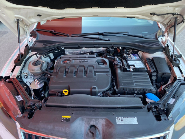 Skoda Superb KATO HOBA - автомобили, коли, обяви за нови и употребявани 16