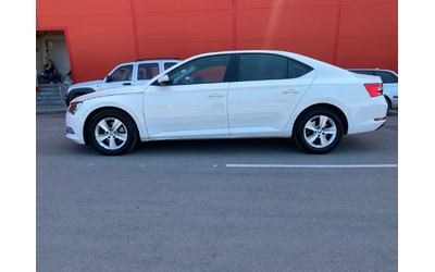 Skoda Superb KATO HOBA - автомобили, коли, обяви за нови и употребявани 7