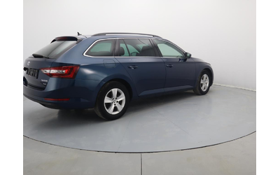 Skoda Superb - автомобили, коли, обяви за нови и употребявани 14