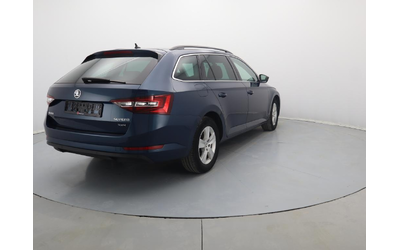 Skoda Superb - автомобили, коли, обяви за нови и употребявани 16