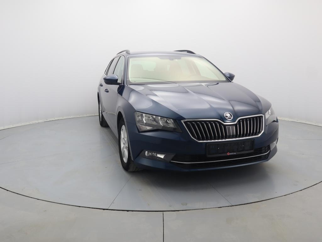Skoda Superb - автомобили, коли, обяви за нови и употребявани 1