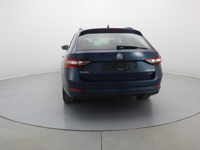 Skoda Superb - автомобили, коли, обяви за нови и употребявани 20