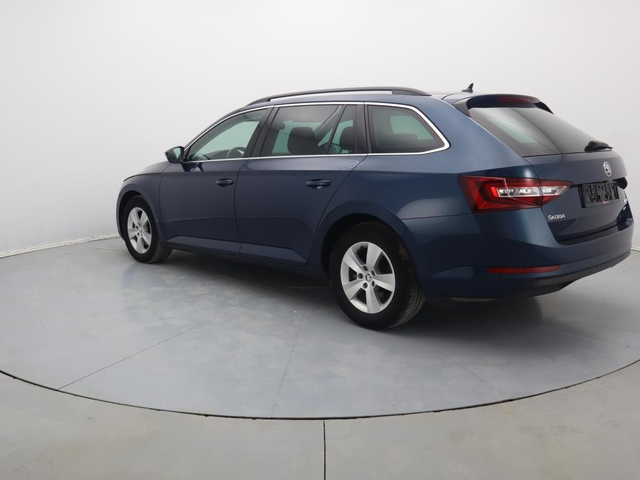 Skoda Superb - автомобили, коли, обяви за нови и употребявани 24