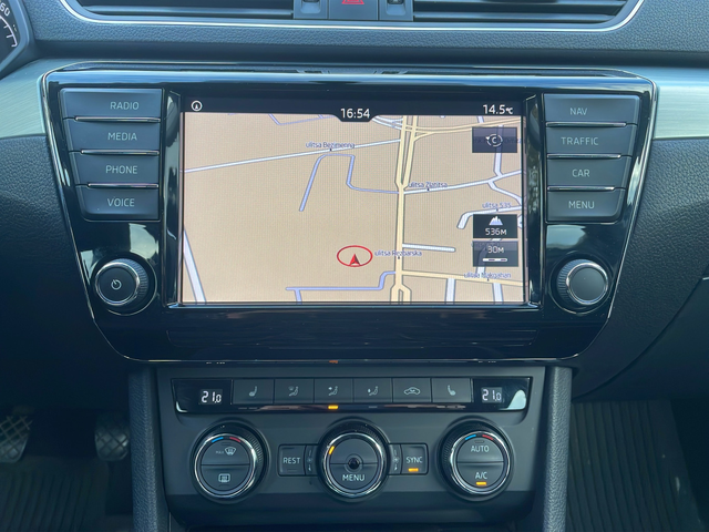 Skoda SUPERB 2.0 TDI 150 hp EURO6 - автомобили, коли, обяви за нови и употребявани 10