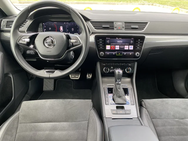 Skoda Superb 2.0 TDI (200 кс) 4x4 DSG - автомобили, коли, обяви за нови и употребявани 8