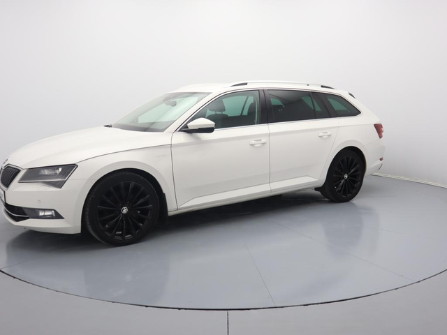Skoda Superb 2.0 TDI  L&K  4x4 - автомобили, коли, обяви за нови и употребявани 32
