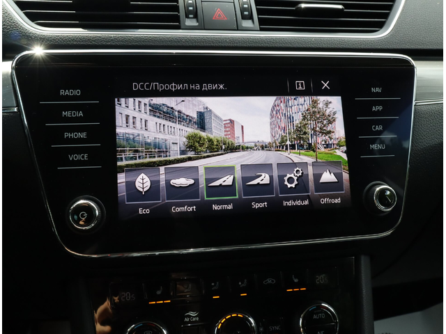Skoda SuperB 2.0TDI/4X4 Scout/DSG/Подгрев/Камера/Virtual/Distronic/ - автомобили, коли, обяви за нови и употребявани 11