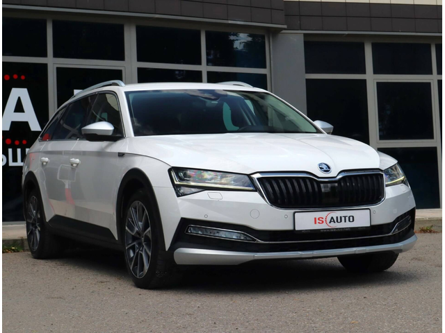 Skoda SuperB 2.0TDI/4X4 Scout/DSG/Подгрев/Камера/Virtual/Distronic/ - автомобили, коли, обяви за нови и употребявани 2