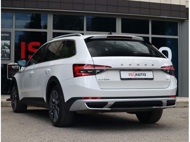 Skoda SuperB 2.0TDI/4X4 Scout/DSG/Подгрев/Камера/Virtual/Distronic/ - автомобили, коли, обяви за нови и употребявани 3